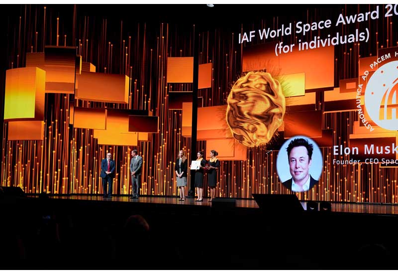 Elon Musk winner IAF World Space Award