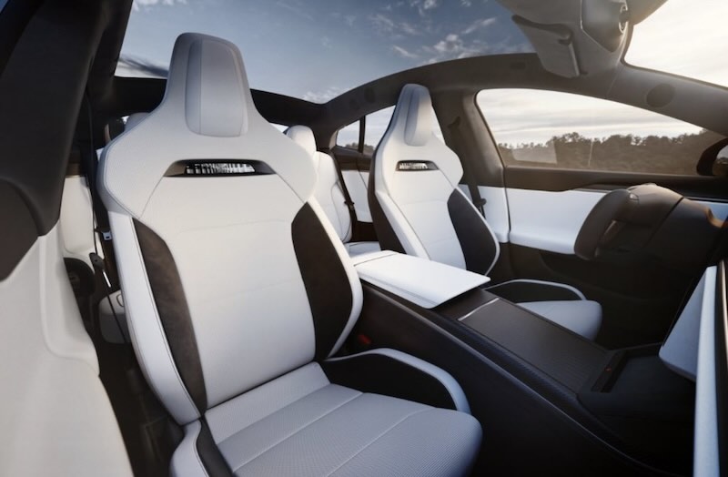Sport Seats as standard equipment on the Model S Plaid