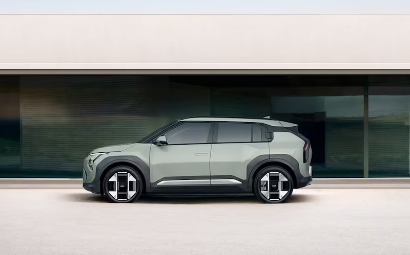 Hyundai IONIQ 3 Debuts at IAA 2025